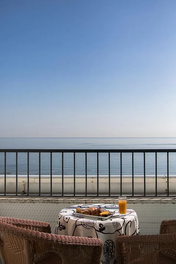 Club Hotel Riccione 3*,  Italie