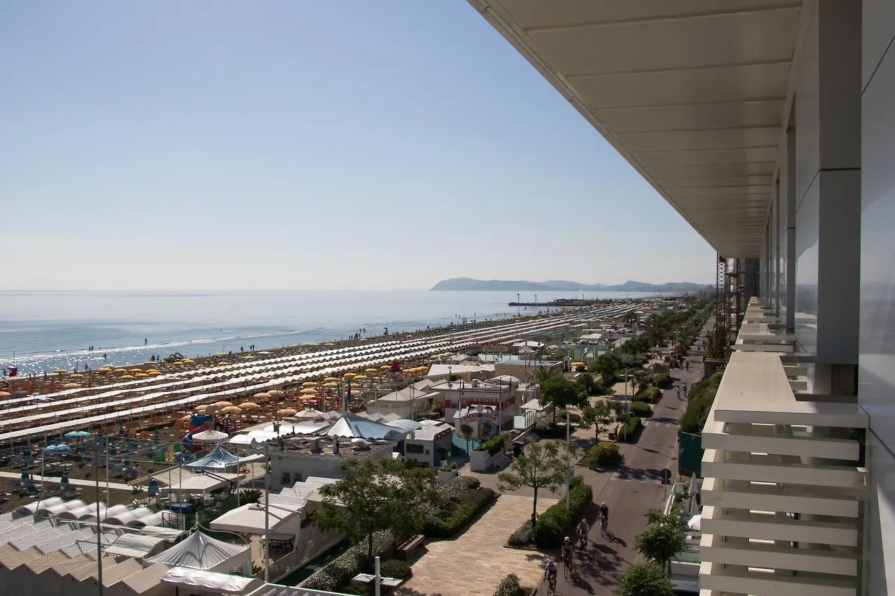 Club Hotel Ριτσιόνε